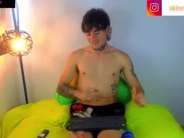 funny_to_see_you_here – webcam model profile photo Image 3