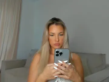 anabel054 – webcam model profile photo Image 17