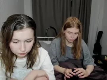 loving_ladies – webcam model profile photo Image 12