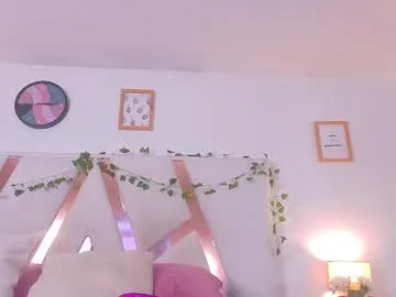 angeliitaa – webcam model profile photo Image 3