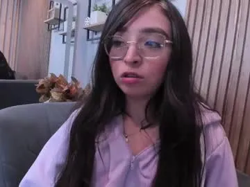 sexxxsirens – webcam model profile photo Image 15