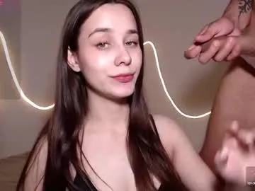 pinkypuppa – webcam model profile photo Image 3