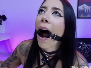 Amanda – webcam model profile photo Image 9