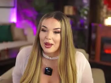 katinatonge – webcam model profile photo Image 11