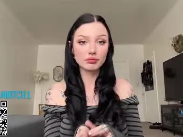 littlesexualworld – webcam model profile photo Image 3