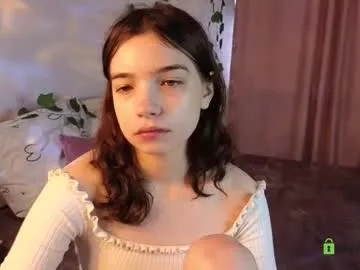 alliceredfox – webcam model profile photo Image 11