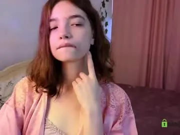 alliceredfox – webcam model profile photo Image 14