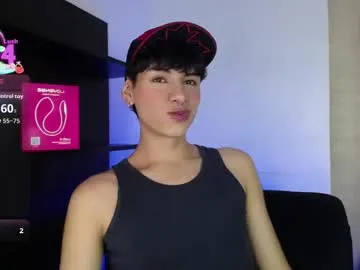 xaevynne – webcam model profile photo Image 17