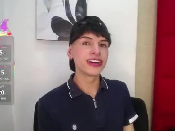 xaevynne – webcam model profile photo Image 2