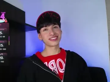 xaevynne – webcam model profile photo Image 8