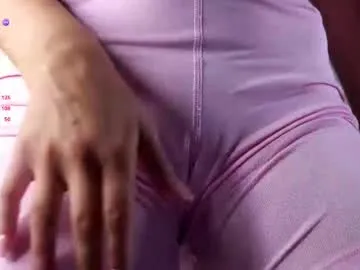 sara_whooops – webcam model profile photo Image 2