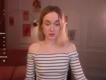 mrsprude – webcam model profile photo Image 19