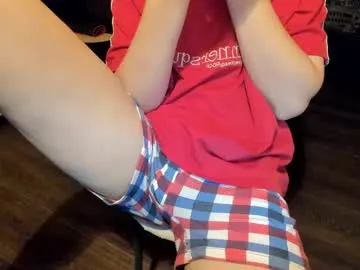 luis7777hui – webcam model profile photo Image 6