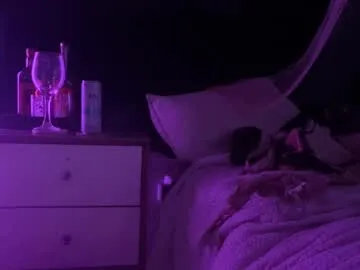 gulpess – webcam model profile photo Image 12