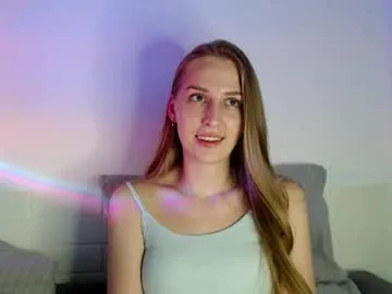 petites_perles – webcam model profile photo Image 5