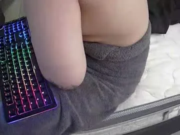 scarletttsinner – webcam model profile photo Image 6