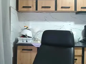 magical_mermaids – webcam model profile photo Image 2