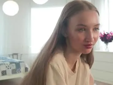 loving_ladies – webcam model profile photo Image 11