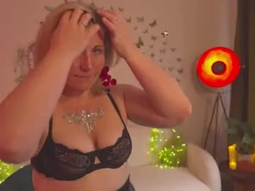 pinkadele – webcam model profile photo Image 9