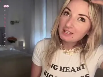 dears_pearlss – webcam model profile photo Image 6