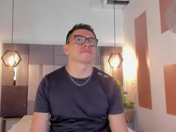 sexy_hot_friends_ – webcam model profile photo Image 13