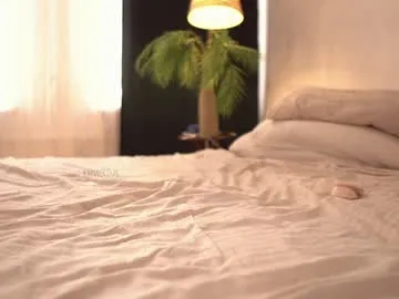 loving_ladies – webcam model profile photo Image 13