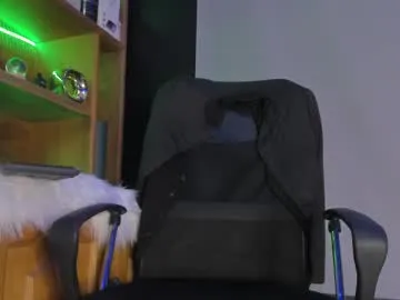 kitty__diamond_ – webcam model profile photo Image 15