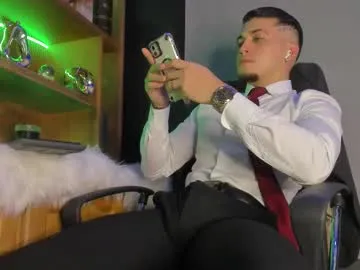 kitty__diamond_ – webcam model profile photo Image 8