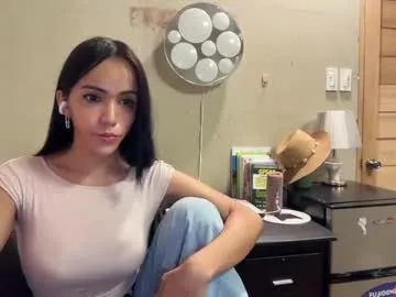 anabel054 – webcam model profile photo Image 5