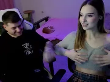 nika_lodge_official – webcam model profile photo Image 14