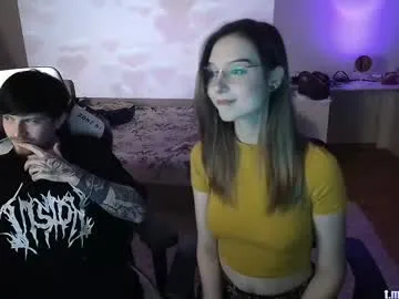 nika_lodge_official – webcam model profile photo Image 3