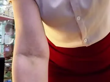 kira_briis – webcam model profile photo Image 9