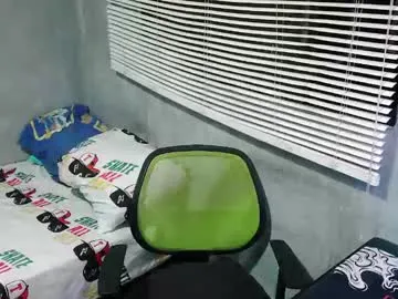 pinkypuppa – webcam model profile photo Image 18