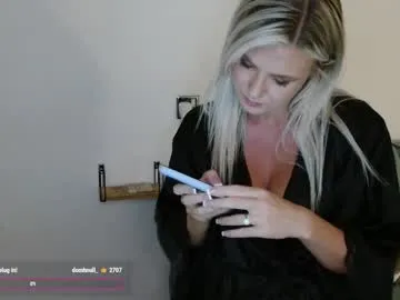 wet_dreamm22 – webcam model profile photo Image 3