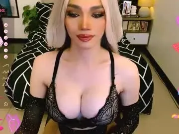 playussoftly – webcam model profile photo Image 4