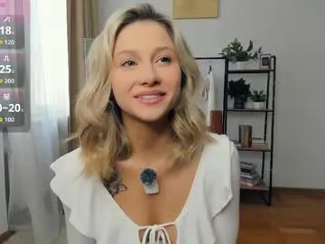 zoe_sky_ – webcam model profile photo Image 14