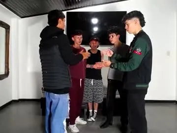 emonyashka – webcam model profile photo Image 18