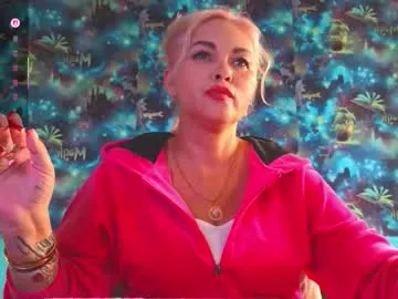 tilliecristello – webcam model profile photo Image 17