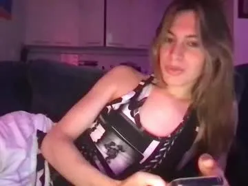 loving_ladies – webcam model profile photo Image 12