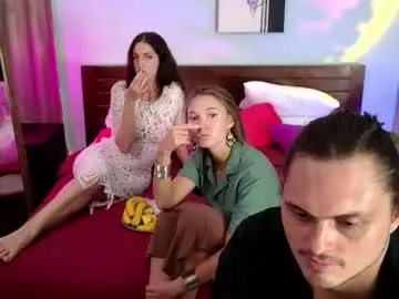 loving_ladies – webcam model profile photo Image 18