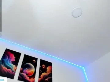 sarahadams – webcam model profile photo Image 11