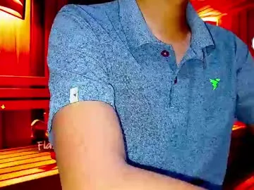 blue_bow – webcam model profile photo Image 2