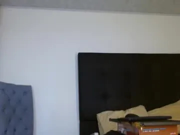 heyskylar – webcam model profile photo Image 3