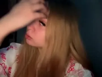 green_eyes_twinkl – webcam model profile photo