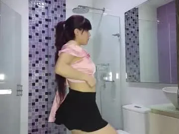 serena___ – webcam model profile photo Image 16