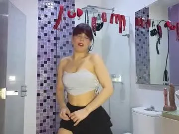 serena___ – webcam model profile photo Image 19