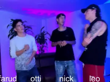 _52_ – webcam model profile photo Image 2