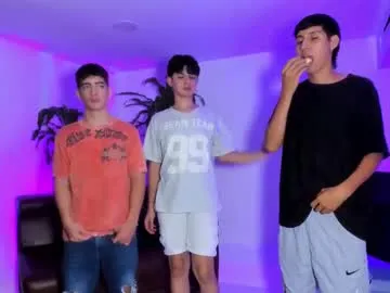 _52_ – webcam model profile photo Image 4