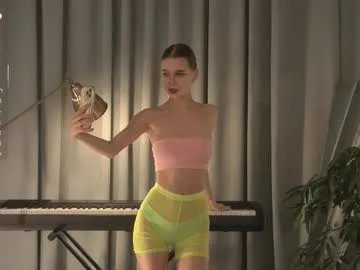 jiyonaa – webcam model profile photo Image 13