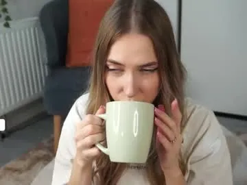 pinkadele – webcam model profile photo Image 18